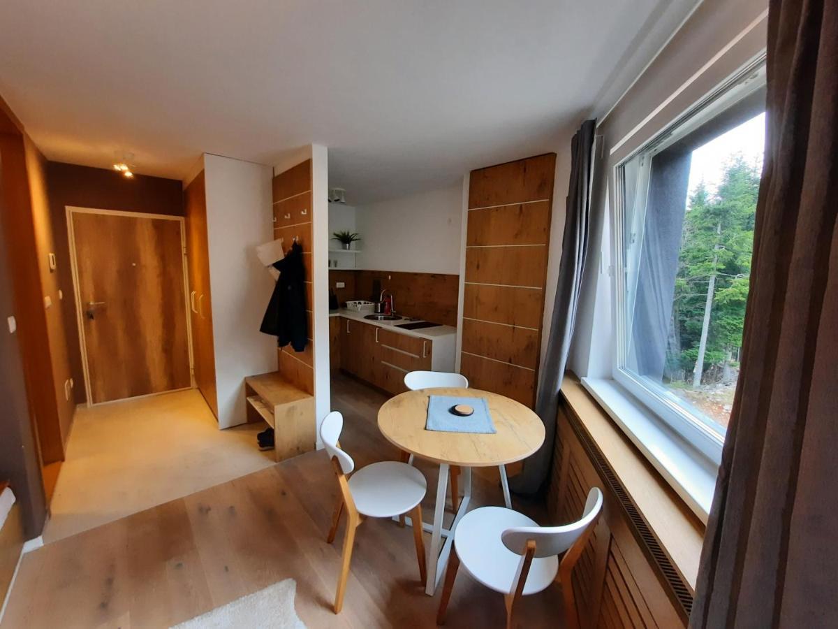 Mountain Angel Apartment Яхорина Экстерьер фото